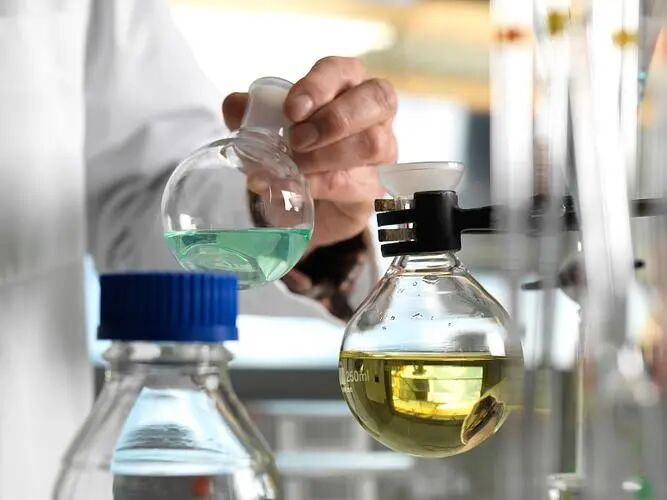 实验室耗材厂家_爱津生物